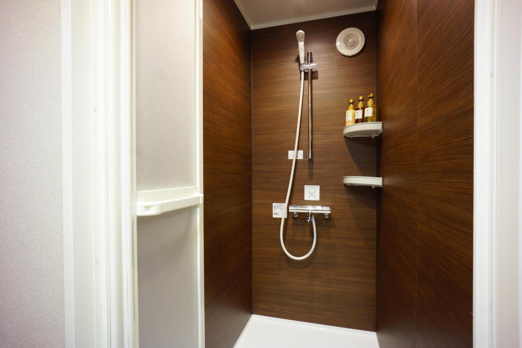 Rona Hotel Токио Экстерьер фото